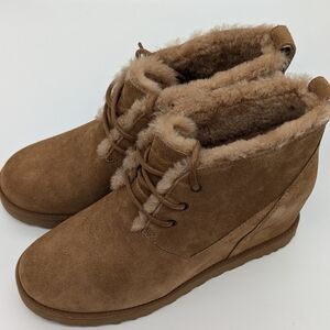 UGG Women's ClassicFemme Lace Bootie 1121530 Chestnut SIZE 8.0